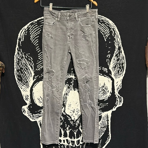 American Eagle grey mens skinny jeans airflex+ destroyed (Like New) size 30X30 - Picture 1 of 4